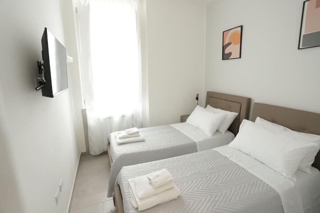 Santa Chiara Luxury House Appartamento *